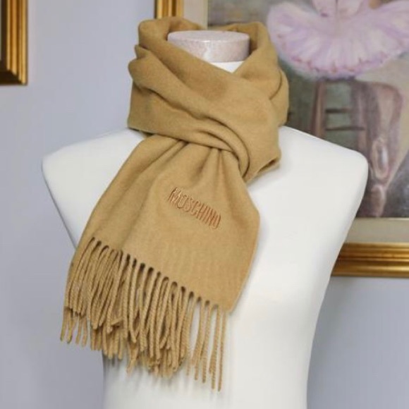 NEW Authentic moschino wool scarf in sandy beige - Picture 6 of 9